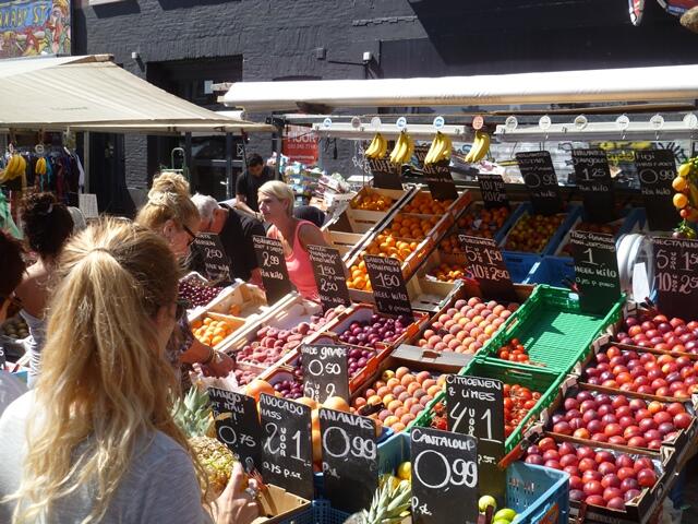 fruit - albert cuypmarkt - Amsterdam