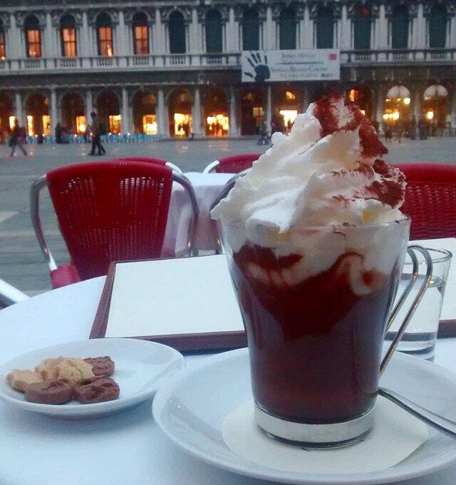 hot-chocolate-caffe-quadri-cookinvenice