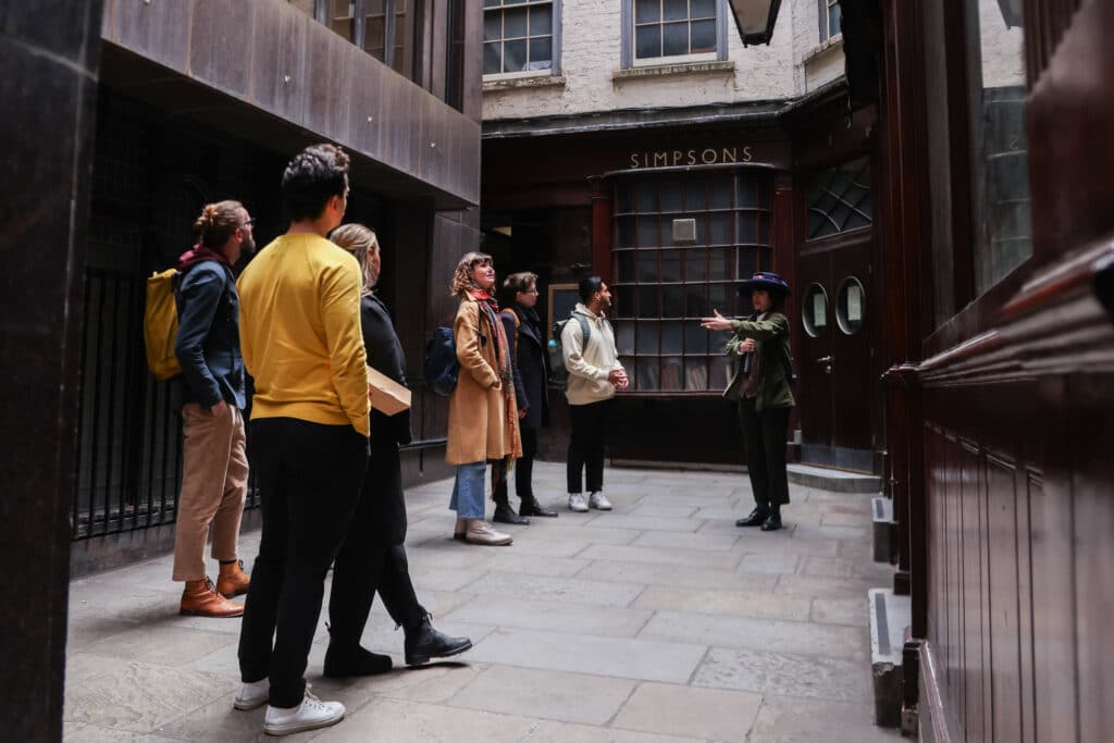 City-of-London-Food-Tour-old-pub