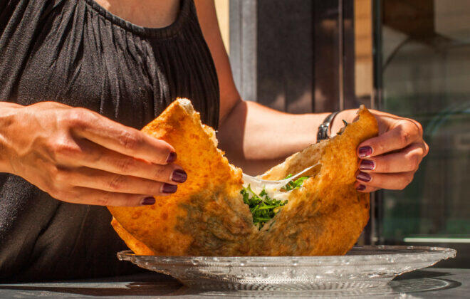 Naples Pizza & Drinks Tour: A Slice of Naples