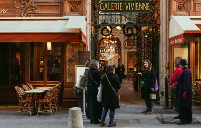 A Morning in Paris Food Tour: Croissants, Baguettes & Chocolate 