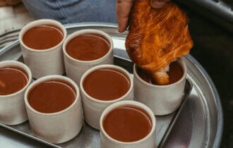 A Morning in Paris Food Tour: Croissants, Baguettes & Chocolate 