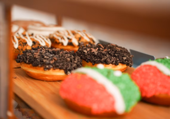 Eating Edinburgh: Old Town Food & Drinks Tour