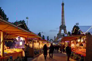 christmas_market_eiffel_tower_paris