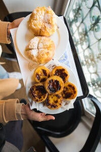famous_dishes_pastelaria_santo_antonio_lisbon