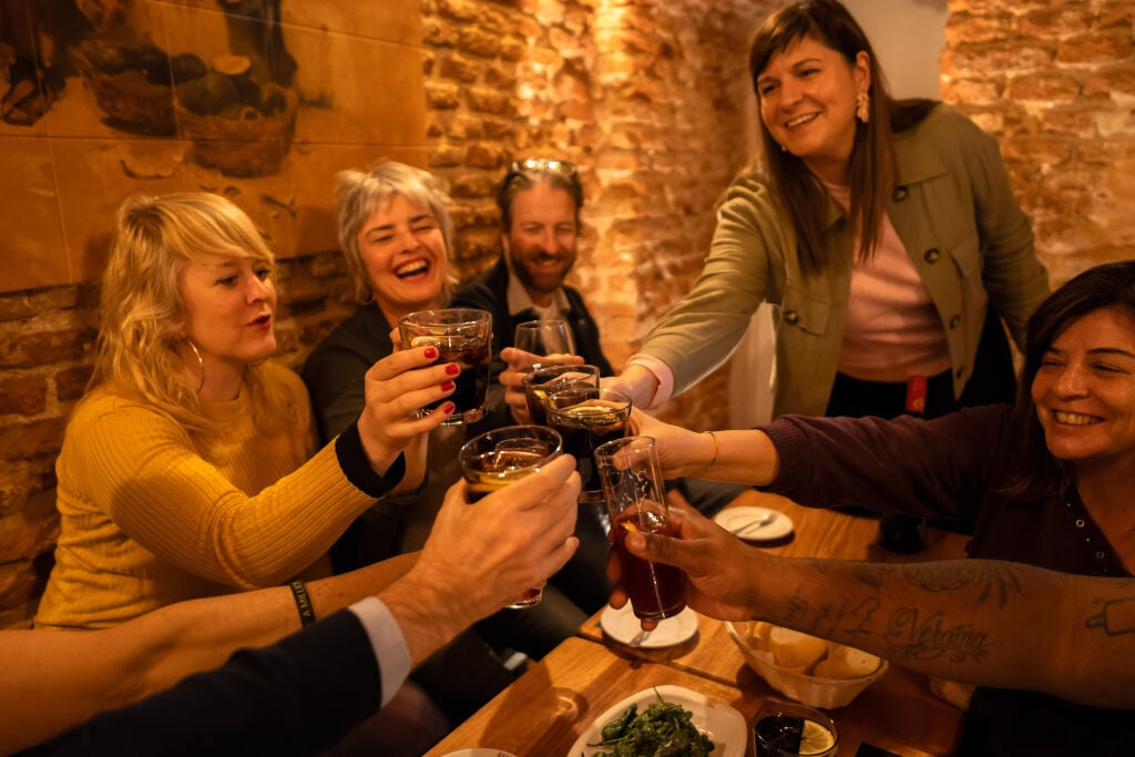 cheers-tinto-de-verano
