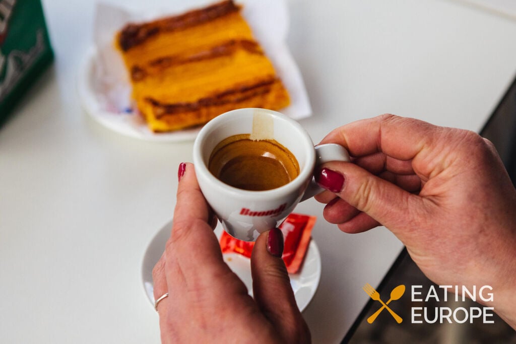 Porto Wine & Dine Port Wine Cave and Food Tour