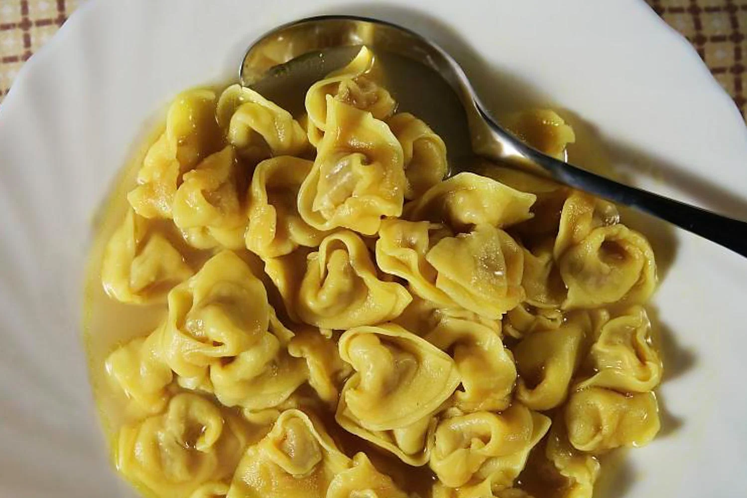 Tortellini_in_Brodo_Bologna