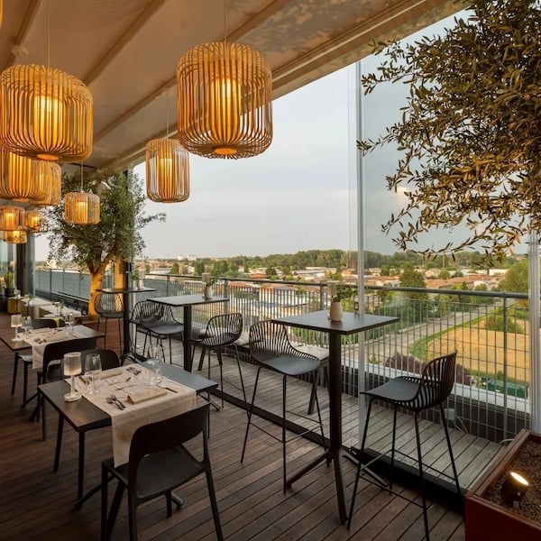 Halto_Rooftop_Restaurant_&_Cocktails_Bologna