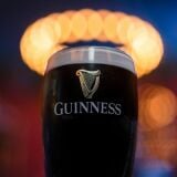 Close_up_pint_of_guinness_Dublin