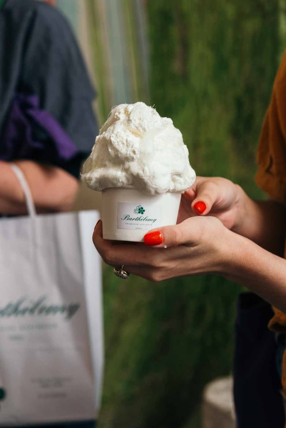 scoop_of_cheese_at_Fromagerie_Barthélemy_Paris