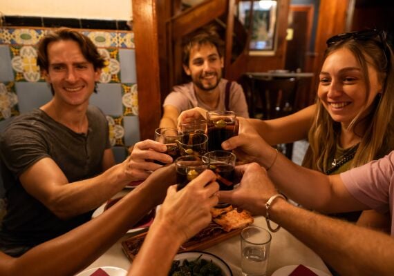 Barcelona Gothic Quarter VIP Tapas & Wine Tour