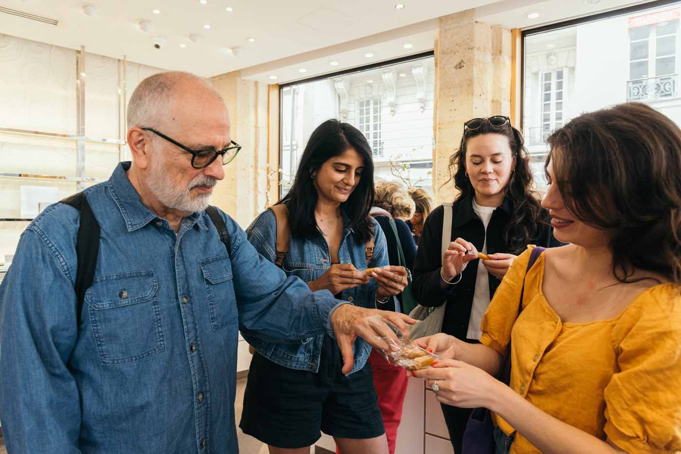 Tour_group_inside_Jacques_Genin_Paris