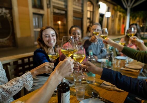 Barcelona Poble Sec Tapas & Wine Tour 