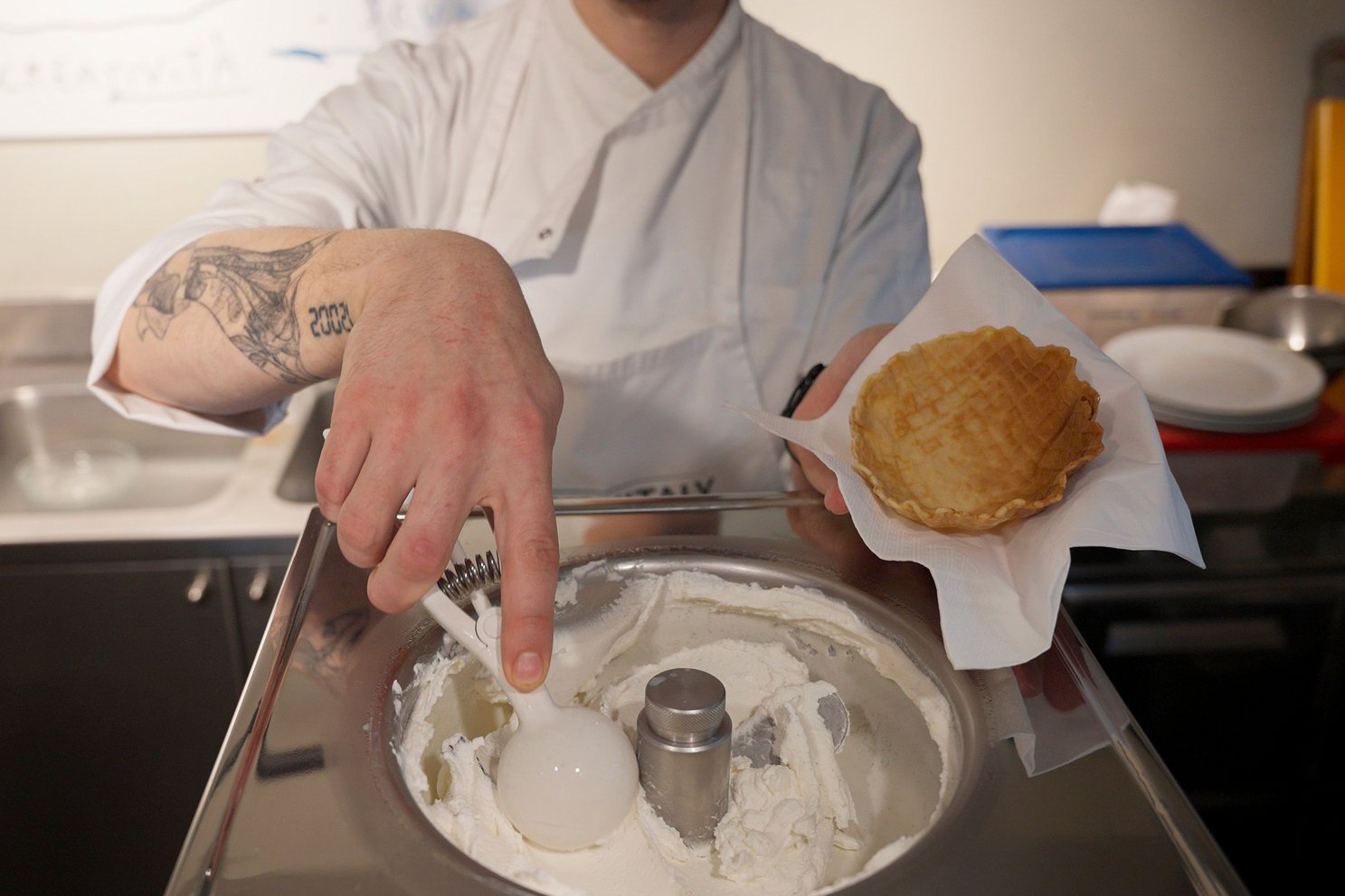 Pasta and Gelato Cooking Class in Palermo