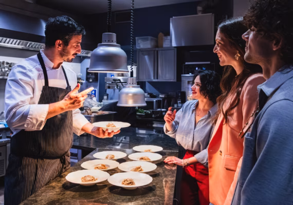 Rome VIP Dinner Tour: Truffle, Wine & Private Trevi Fountain View