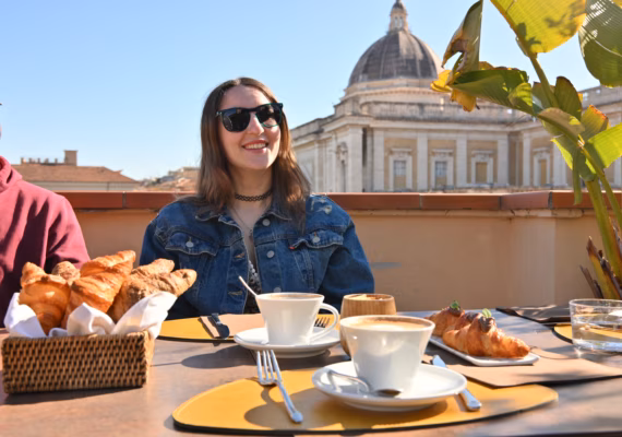 The Rome Breakfast Tour: Morning Bites by the Colosseum