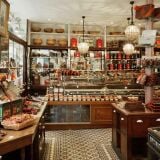 A_la_Mère_de_Famille_Paris